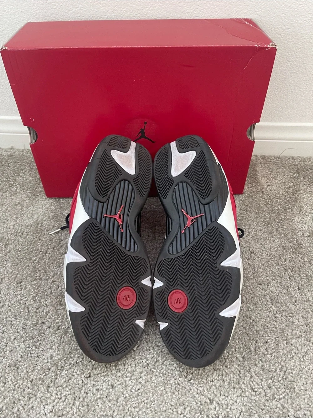 Air Jordan 14 retro Men’s Low-Top Sneakers in Red, Black & White